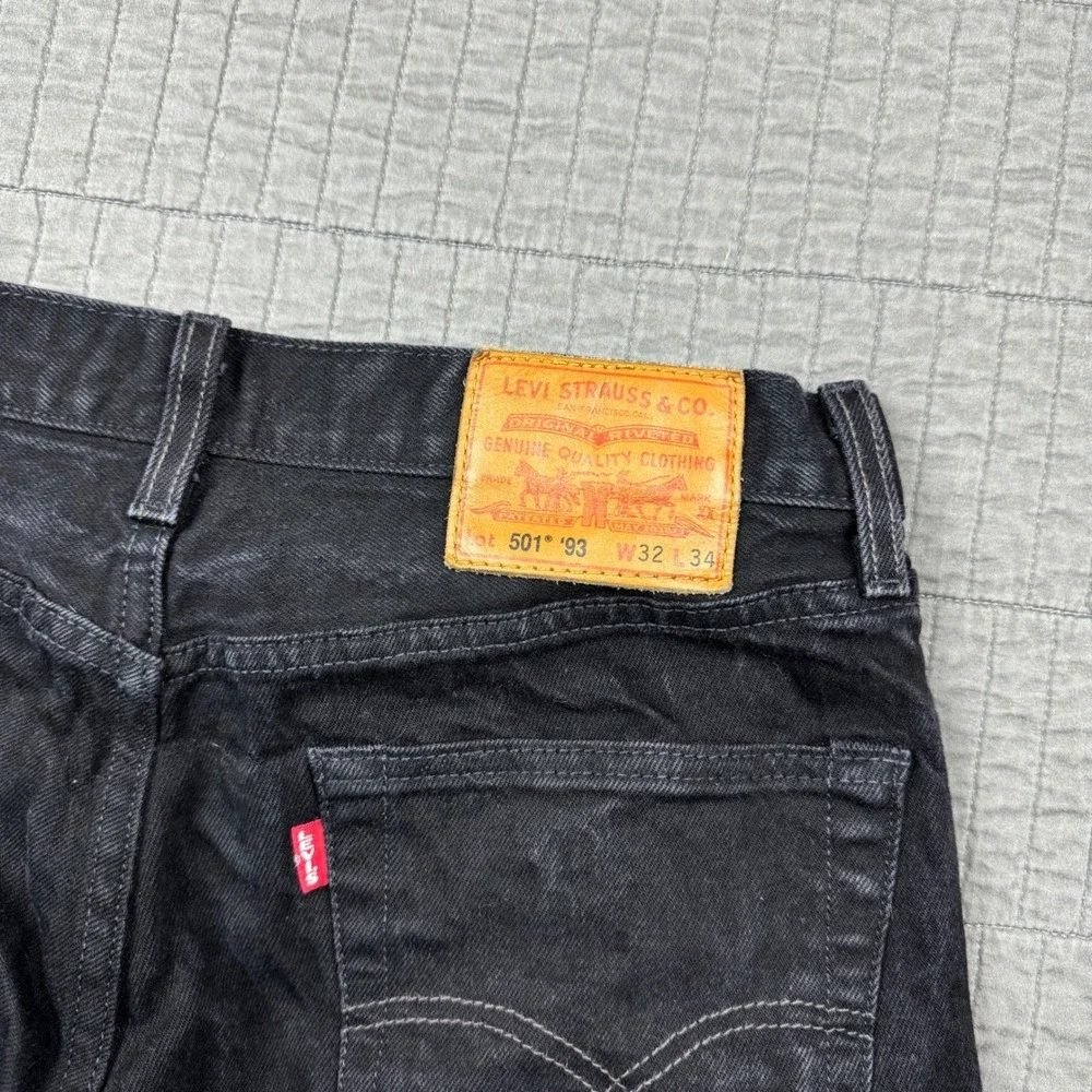 Levis Premium 501 Men 32 Black Denim Cut Off Shorts Button Fly 10